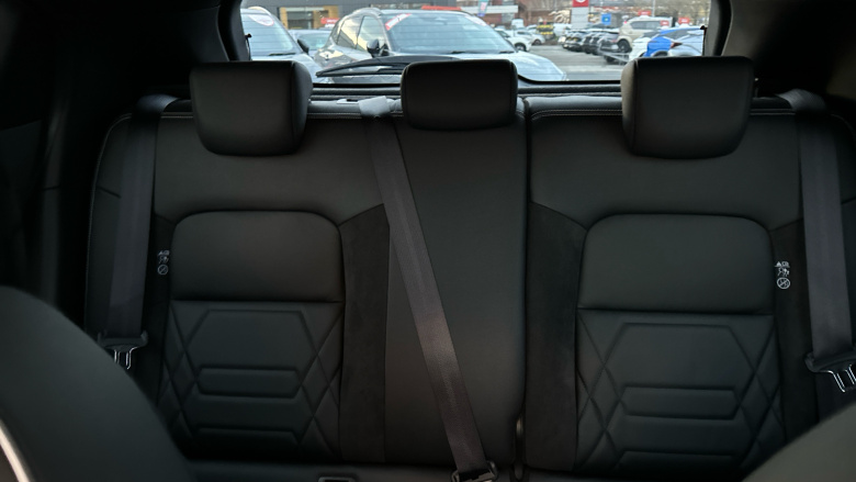 Nissan Juke 1.0 DiG-T 114 Tekna+ 5dr Petrol Hatchback